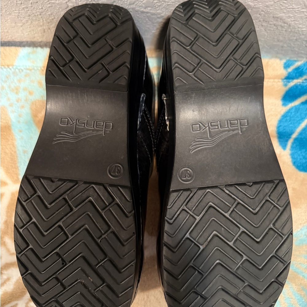 DANSKO Danish Clog Excellent Condition (originally $145) - Picture 12 of 12